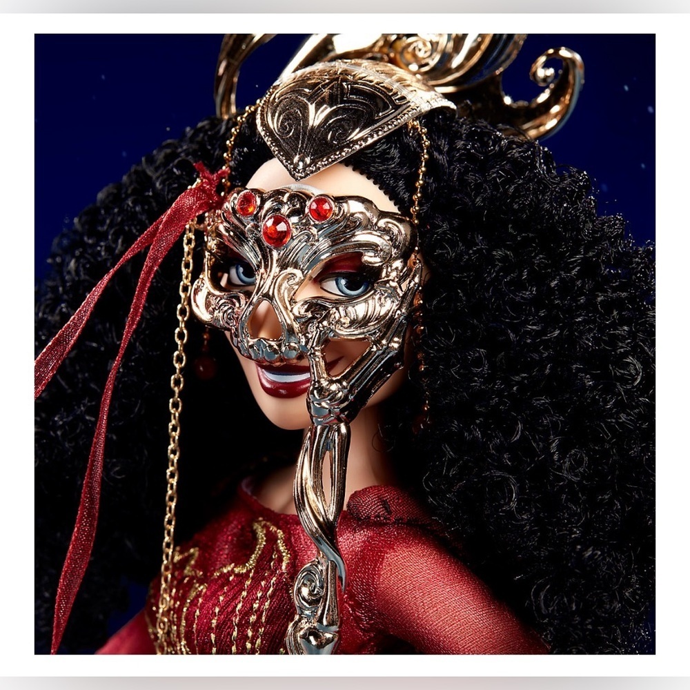Disney Tangled Mother Gothel Limited Edition Designer Doll Masquerade,NWT - Picture 9 of 11